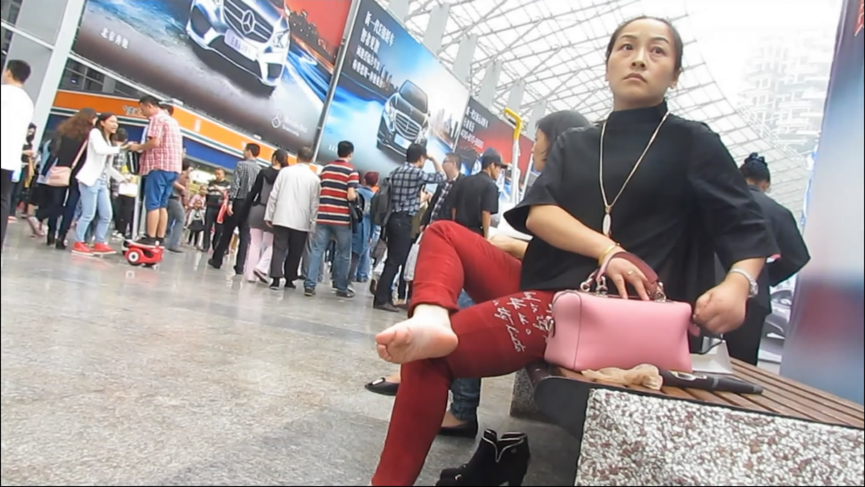 streetsnapfootm[00 02 10][20181202 111115 7]